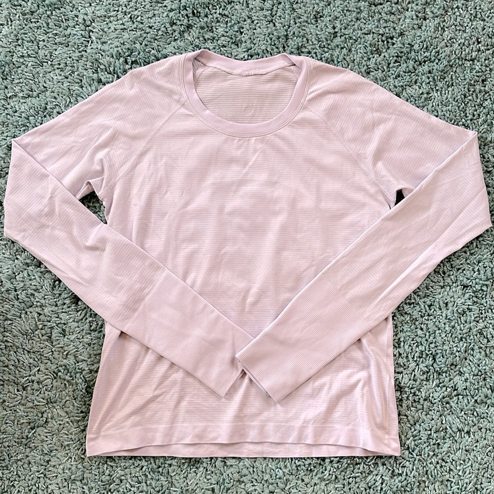 Lululemon women’s swiftly long sleeve tee